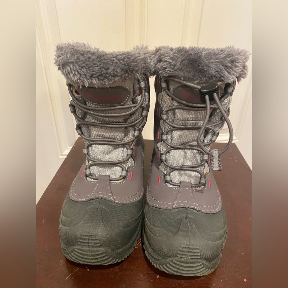 Columbia Snow Boots Size 4